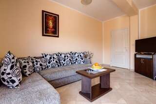 Апартаменты Art Gallery Apartment Тиват Апартаменты с видом на море-20